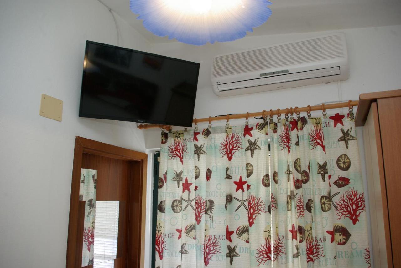 Rooms Tia Baška Voda Eksteriør billede