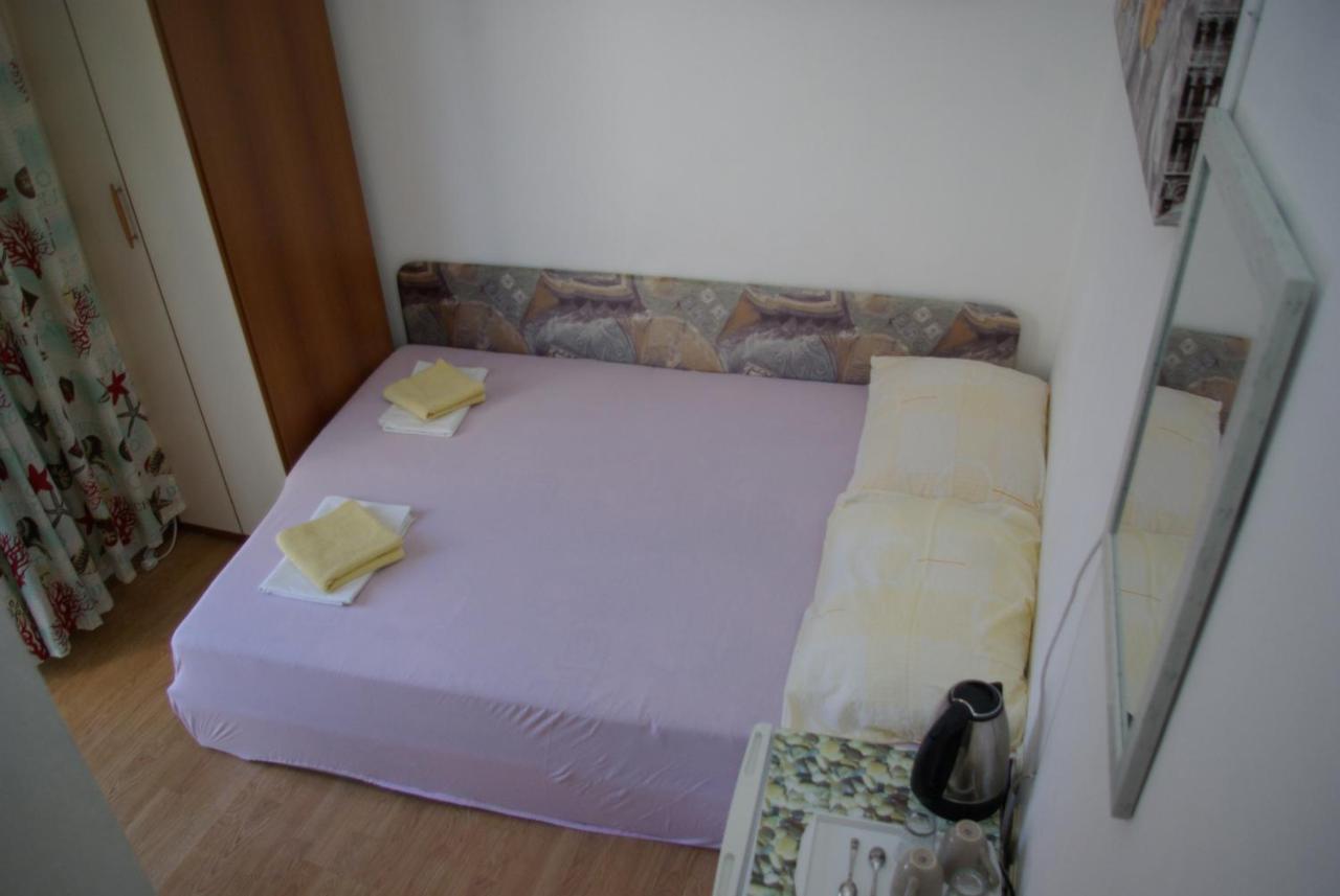 Rooms Tia Baška Voda Eksteriør billede