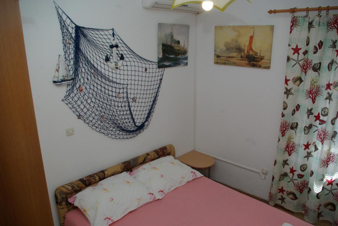 Rooms Tia Baška Voda Eksteriør billede
