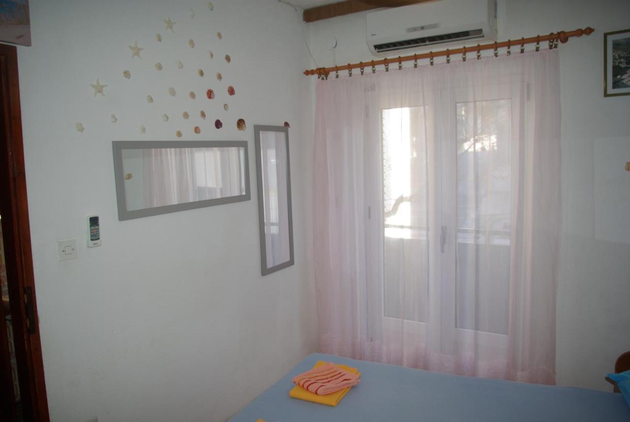 Rooms Tia Baška Voda Eksteriør billede
