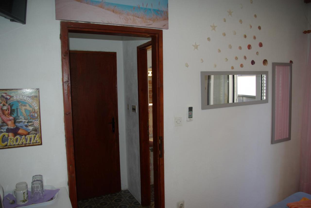 Rooms Tia Baška Voda Eksteriør billede