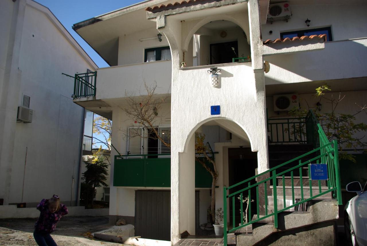Rooms Tia Baška Voda Eksteriør billede