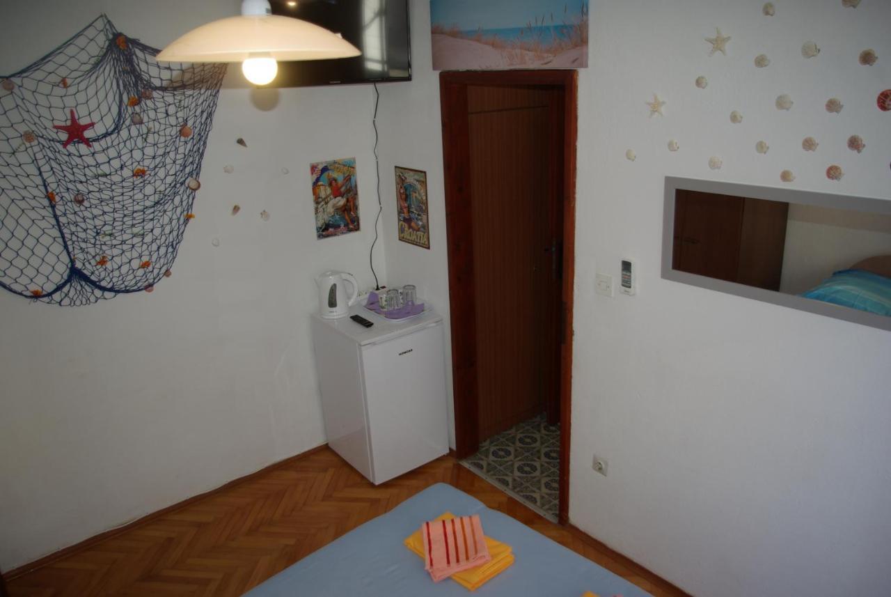 Rooms Tia Baška Voda Eksteriør billede
