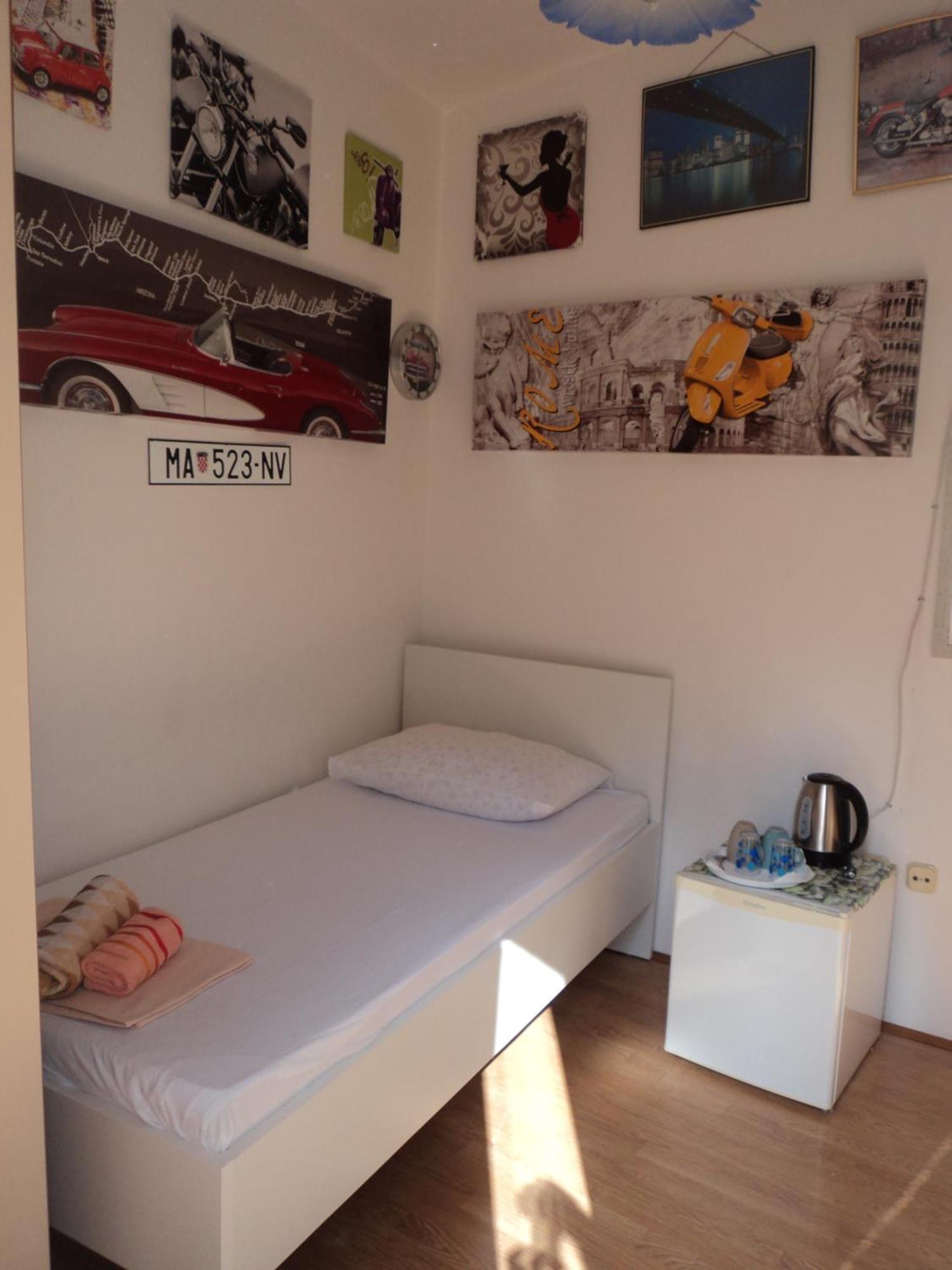 Rooms Tia Baška Voda Eksteriør billede